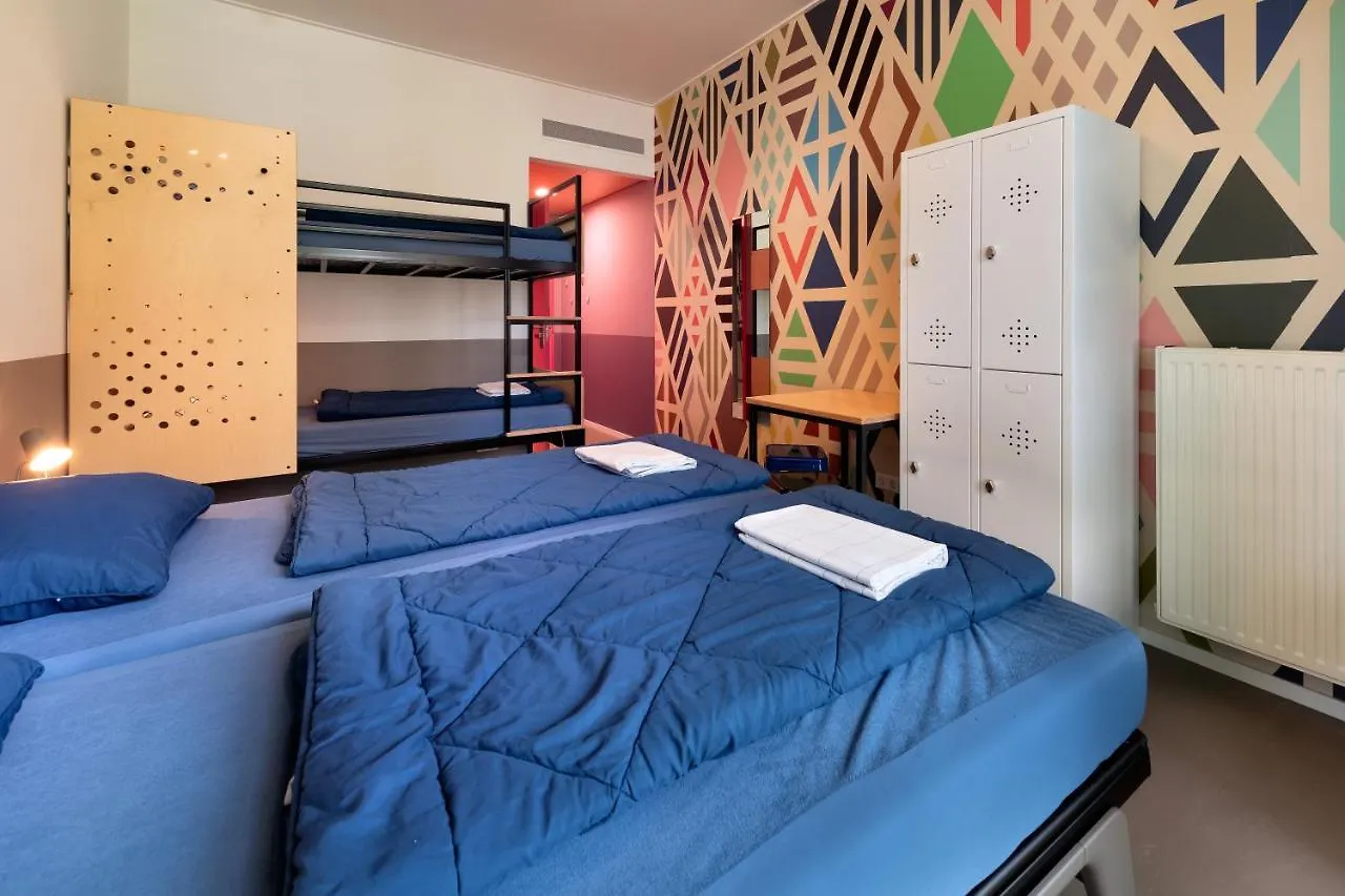 Stayokay Hostel Maastricht 0*,  Países Baixos